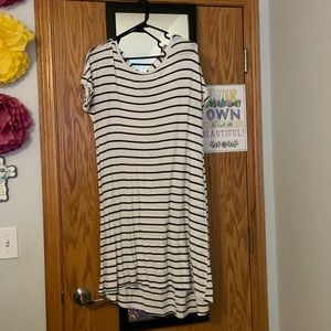 Medium black and white striped dress